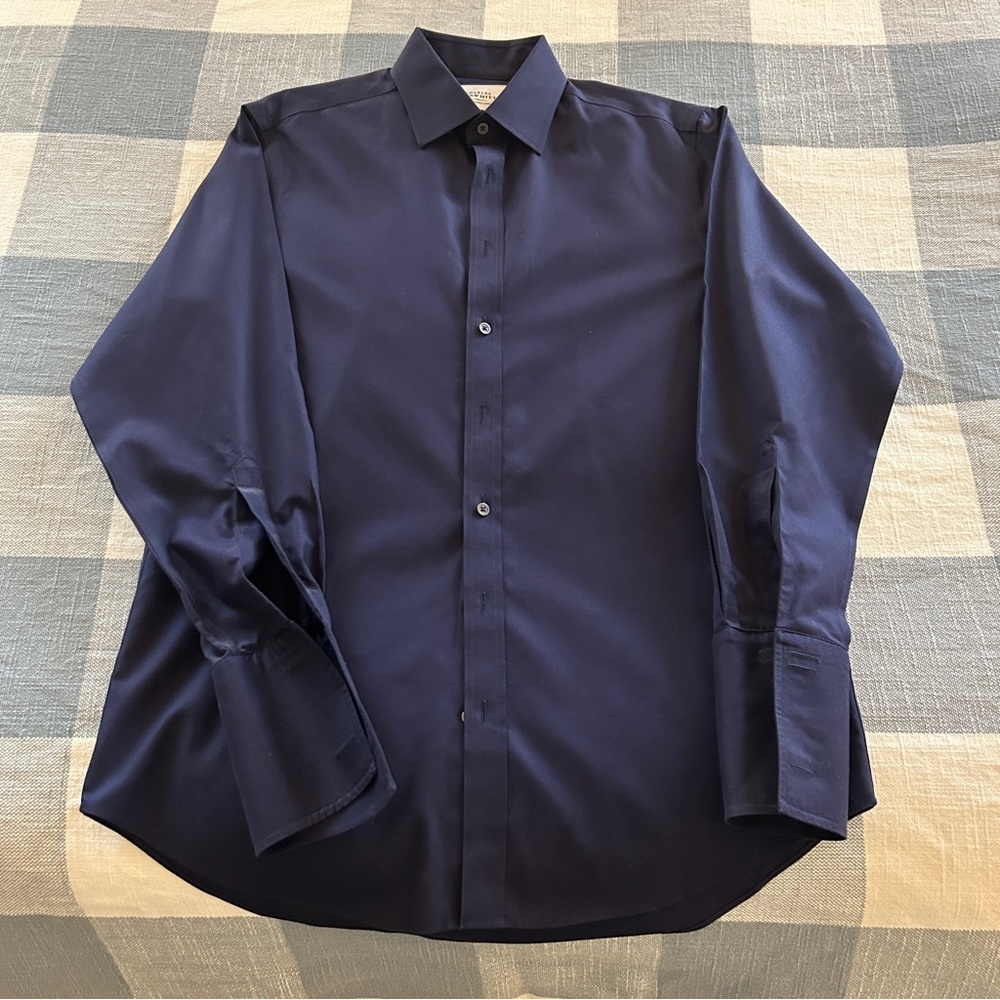 Dark blue Charles Tyrwhitt shirt.
